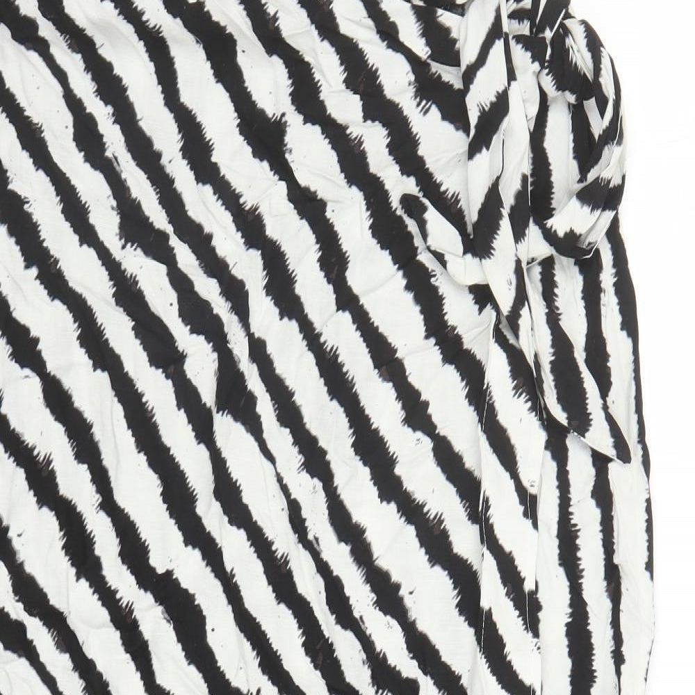 Marks and Spencer Womens Black Geometric Viscose Wrap Skirt Size 20 Button