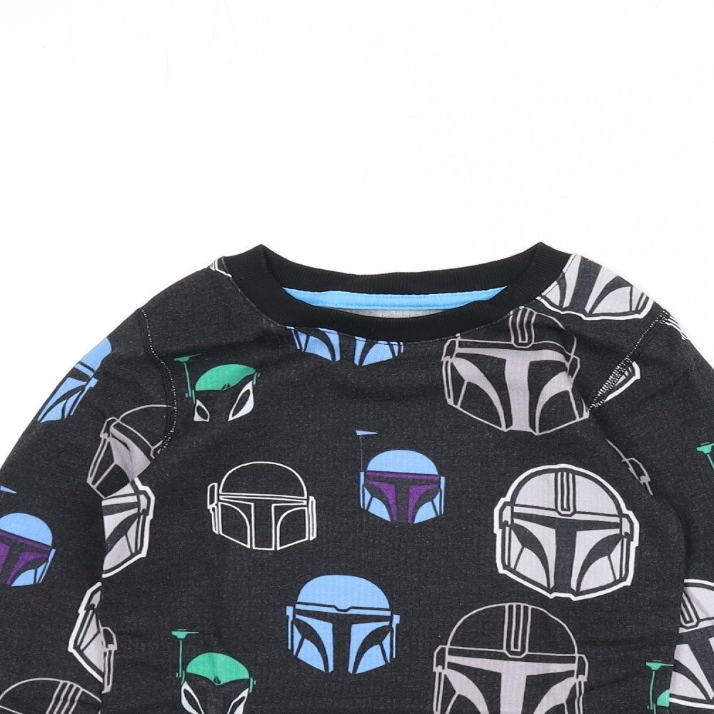 Marks and Spencer Boys Black Geometric Cotton Basic T-Shirt Size 6-7 Years Round Neck Pullover - Star Wars, Thermal