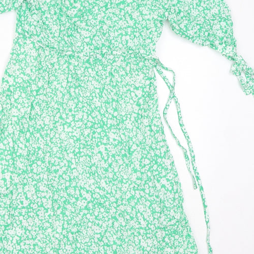 New Look Womens Green Floral Viscose Mini Size 8 V-Neck Pullover