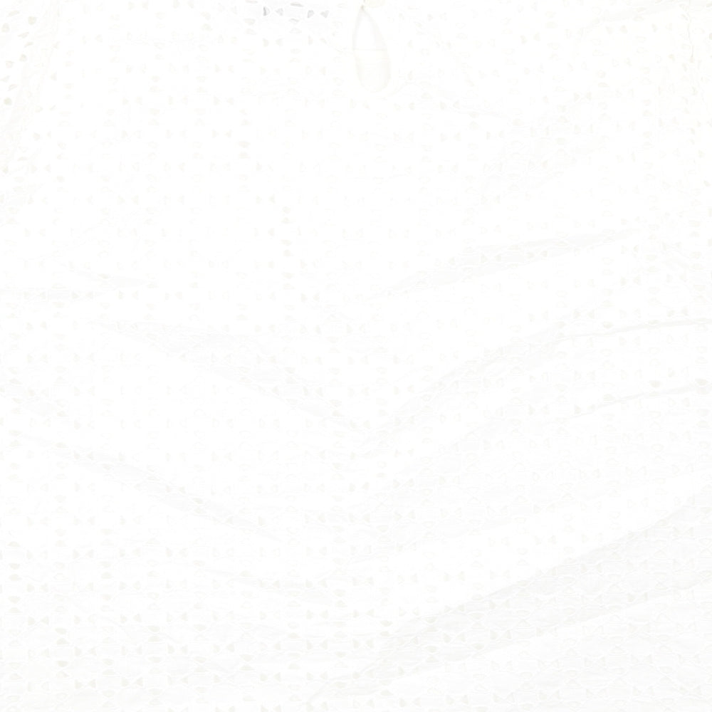 Classic Womens White Cotton Basic T-Shirt Size 18 Round Neck