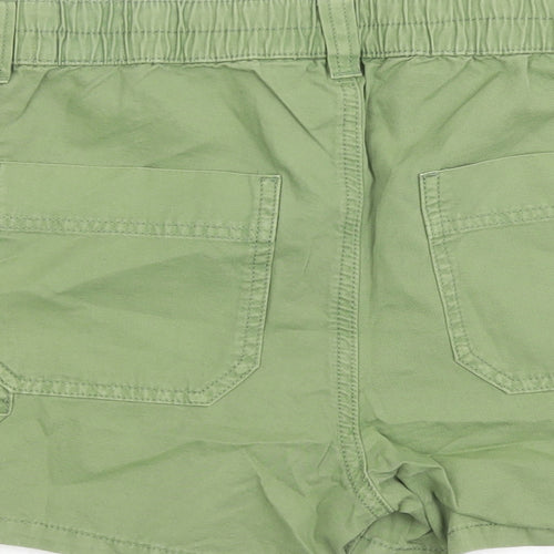 Marks and Spencer Girls Green Cotton Boyfriend Shorts Size 12-13 Years L4 in Regular Zip - Elasticated Waist Pockets