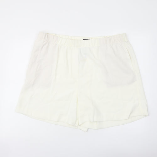 Marks and Spencer Womens Ivory Polyester Basic Shorts Size 22 L6 in Regular Pull On