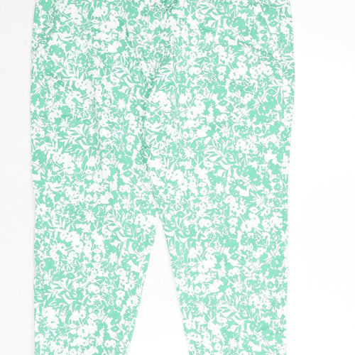 Marks and Spencer Womens Green Floral Cotton Capri Trousers Size 20 L23 in Slim Zip - Short Length