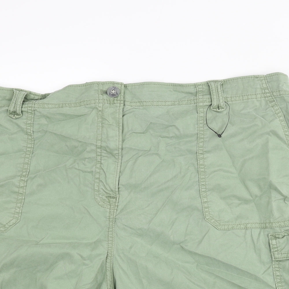Marks and Spencer Womens Green Lyocell Cargo Shorts Size 22 L7 in Regular Zip