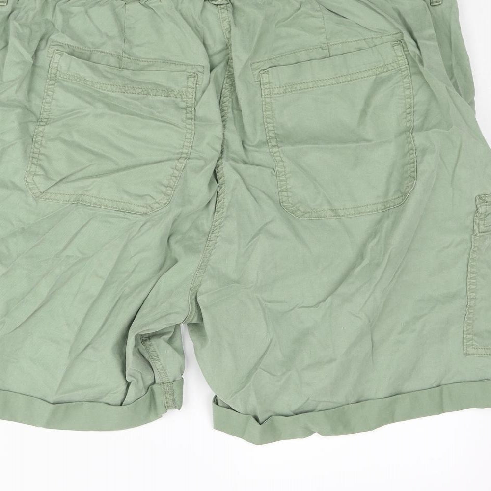 Marks and Spencer Womens Green Lyocell Cargo Shorts Size 22 L7 in Regular Zip