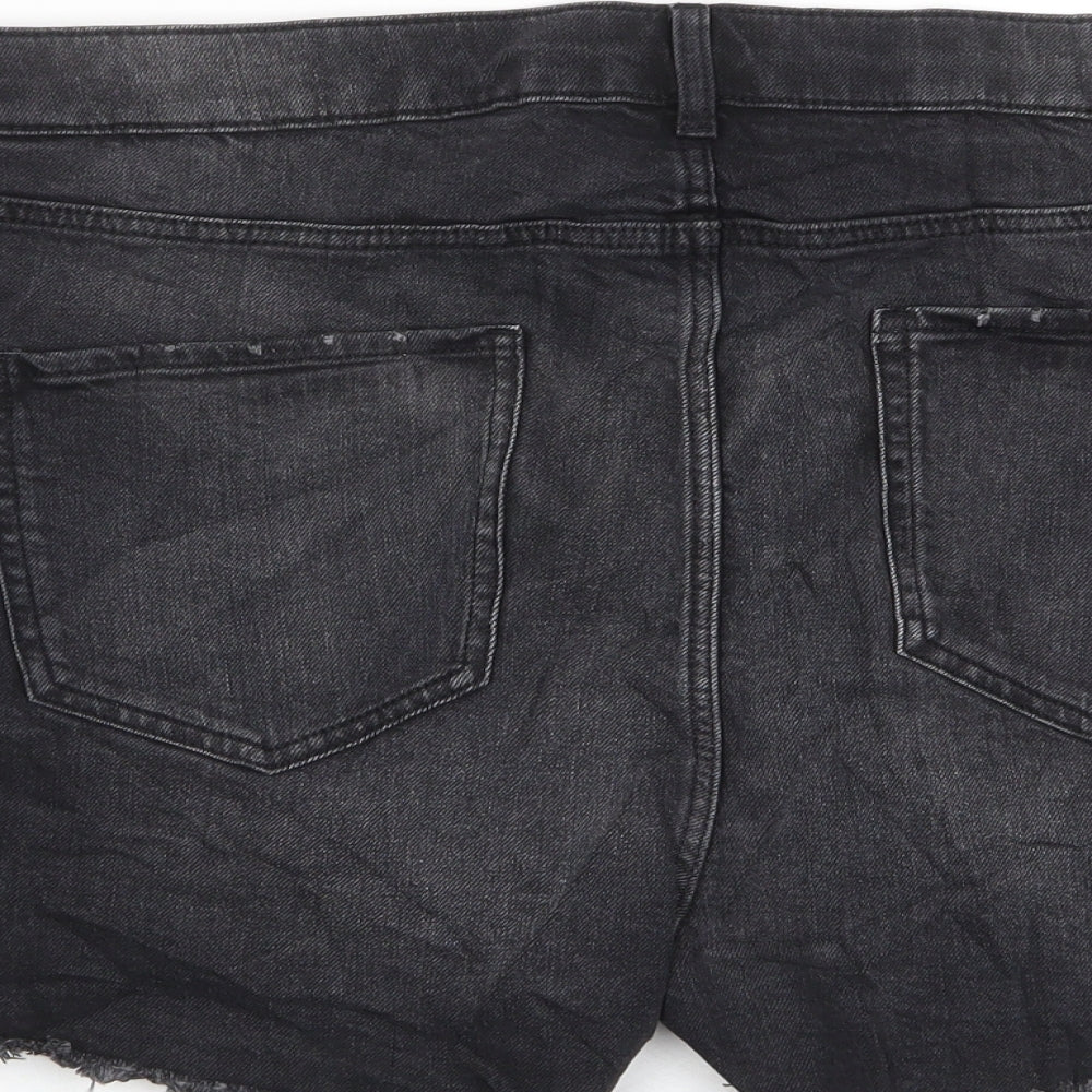 Marks and Spencer Womens Black Cotton Basic Shorts Size 22 L4 in Regular Zip - Pockets