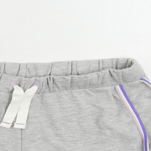 Marks and Spencer Girls Grey Cotton Sweat Shorts Size 9-10 Years Regular Drawstring - Contrasting Trim