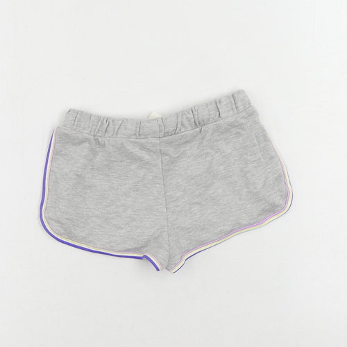 Marks and Spencer Girls Grey Cotton Sweat Shorts Size 6-7 Years Regular Drawstring - Contrasting Trim