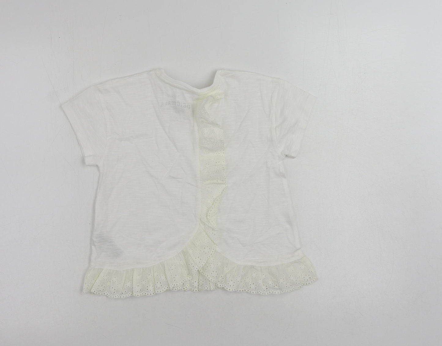 Marks and Spencer Girls White Cotton Pullover T-Shirt Size 5-6 Years Crew Neck Pullover - Ruffle