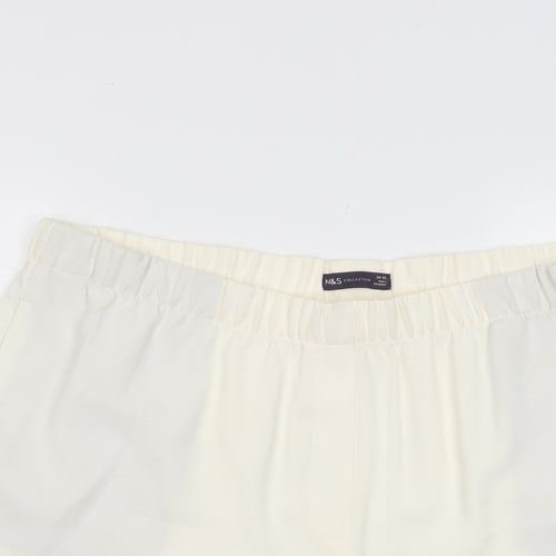 Marks and Spencer Womens Ivory Polyester Bermuda Shorts Size 20 L8 in Regular Pull On - Pockets