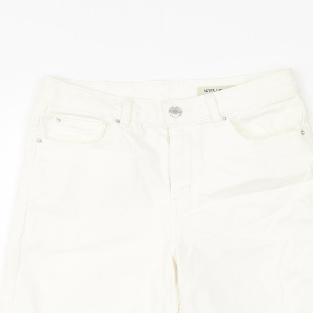 Marks and Spencer Womens Ivory Cotton Boyfriend Shorts Size 8 L10 in Regular Button