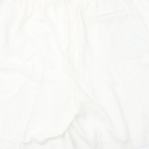 Marks and Spencer Womens Ivory Polyester Basic Shorts Size 20 L10 in Regular Pull On
