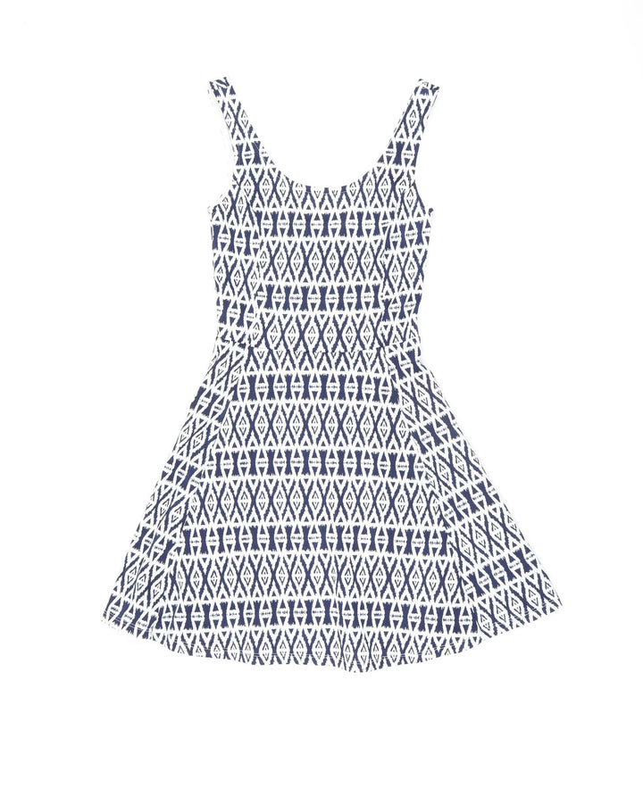 H&M Womens White Geometric Polyester Skater Dress Size 6 Scoop Neck Pullover