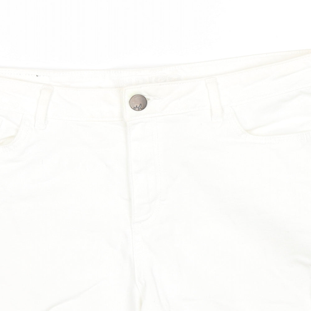 Marks and Spencer Womens White Cotton Hot Pants Shorts Size 10 L4 in Regular Zip