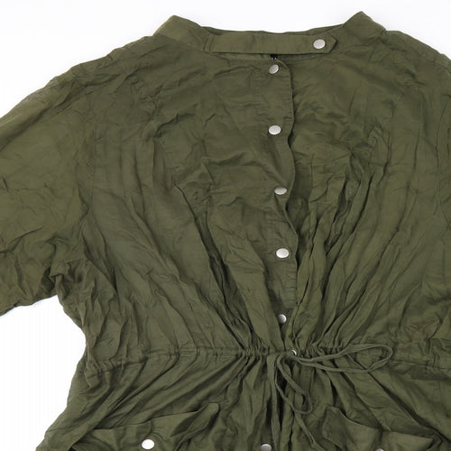 Torrid Womens Green Cotton Basic Button-Up Size 4 Round Neck