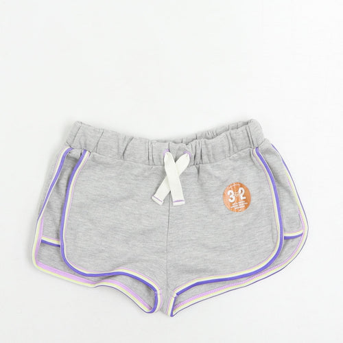 Marks and Spencer Girls Grey Cotton Sweat Shorts Size 6-7 Years Regular Drawstring - Contrasting Trim