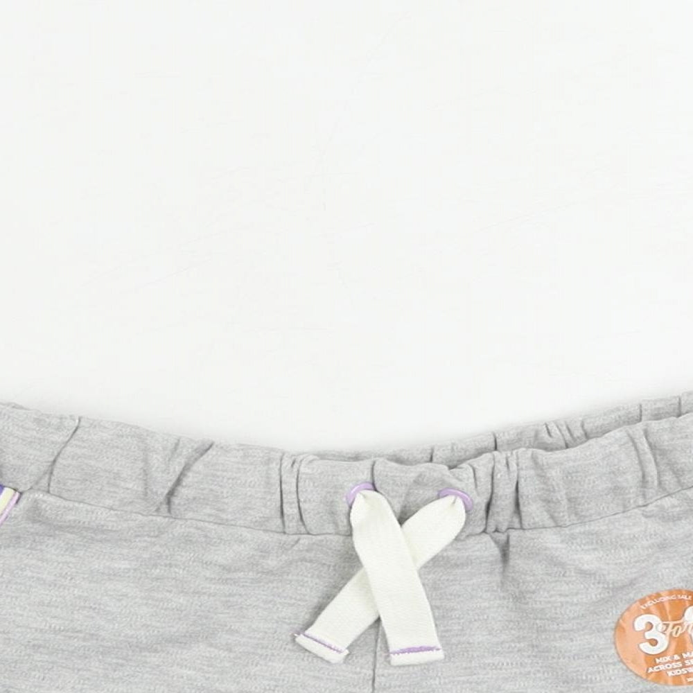 Marks and Spencer Girls Grey Cotton Sweat Shorts Size 6-7 Years Regular Drawstring - Contrasting Trim