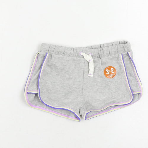 Marks and Spencer Girls Grey Cotton Sweat Shorts Size 7-8 Years Regular Drawstring - Contrasting Trim