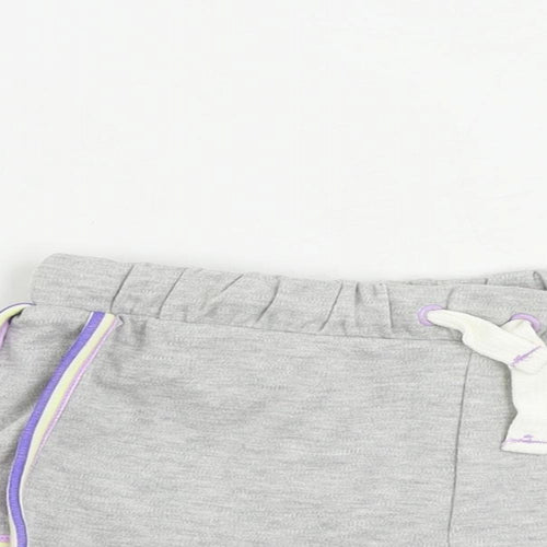 Marks and Spencer Girls Grey Cotton Sweat Shorts Size 7-8 Years Regular Drawstring - Contrasting Trim