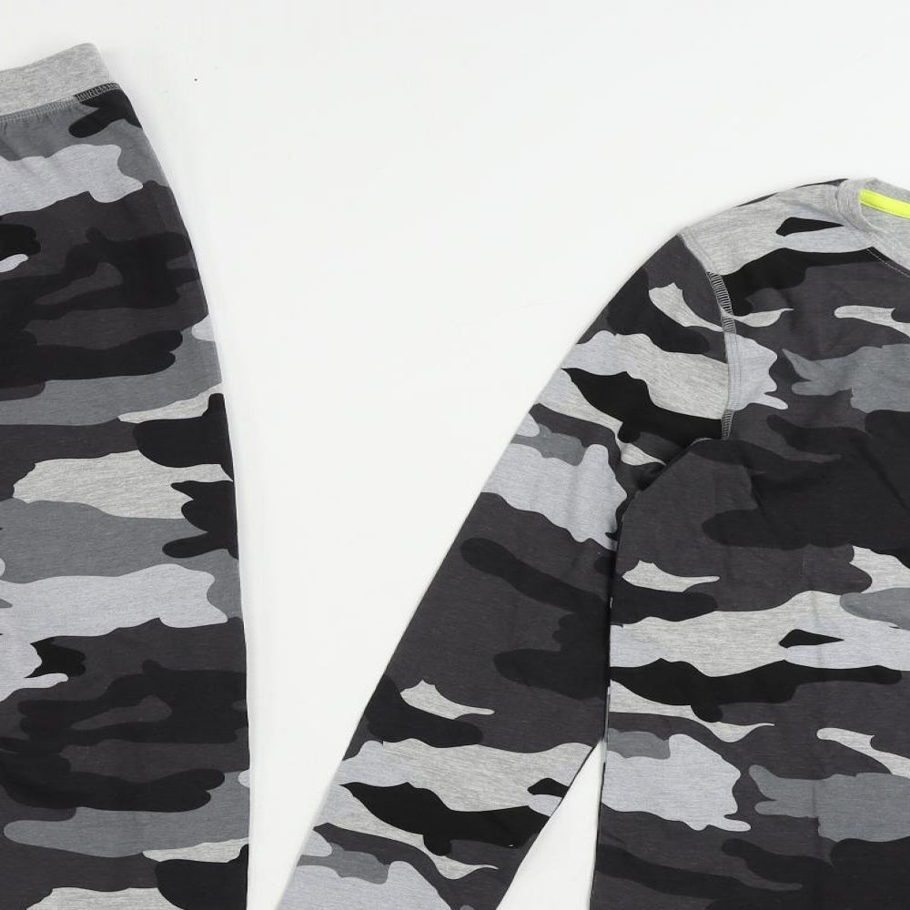 Marks and Spencer Boys Grey Camouflage Cotton Pyjama Set Size 11-12 Years Pullover