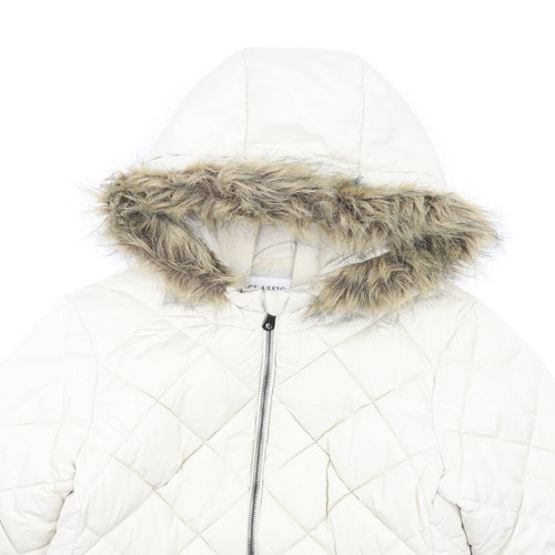 Classic Womens Ivory Quilted Coat Size 10 Zip