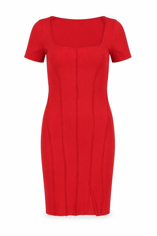 Front view of PRETTYLITTLETHING women’s red polyester bodycon, size UK 8, square neck pullover