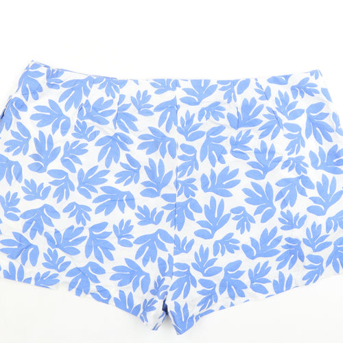 Marks and Spencer Womens Blue Cotton Basic Shorts Size 24 L3 in Regular Zip - Leaf Print