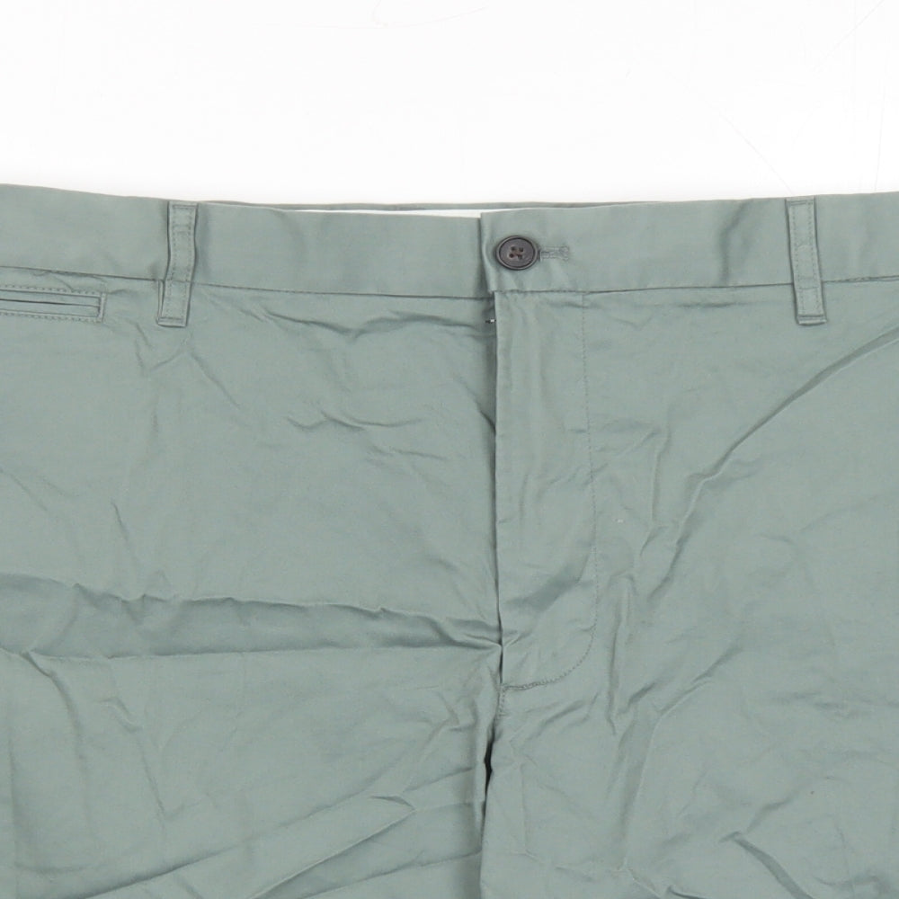 Marks and Spencer Mens Green Cotton Chino Shorts Size 44 in L9 in Regular Zip - Pockets