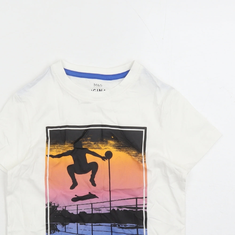 marks and Boys White Cotton Basic T-Shirt Size 6-7 Years Crew Neck Pullover - Skateboard Graphic