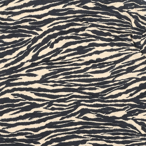 Divided by H&M Womens Black Animal Print 100% Cotton Cropped T-Shirt Size S Round Neck - Tiger Print