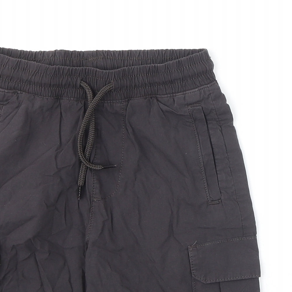 Marks and Spencer Boys Black Cotton Cargo Shorts Size 6-7 Years L6 in Regular Drawstring