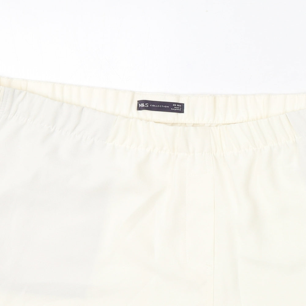 Marks and Spencer Womens Ivory Polyester Basic Shorts Size 20 L6 in Regular Pull On