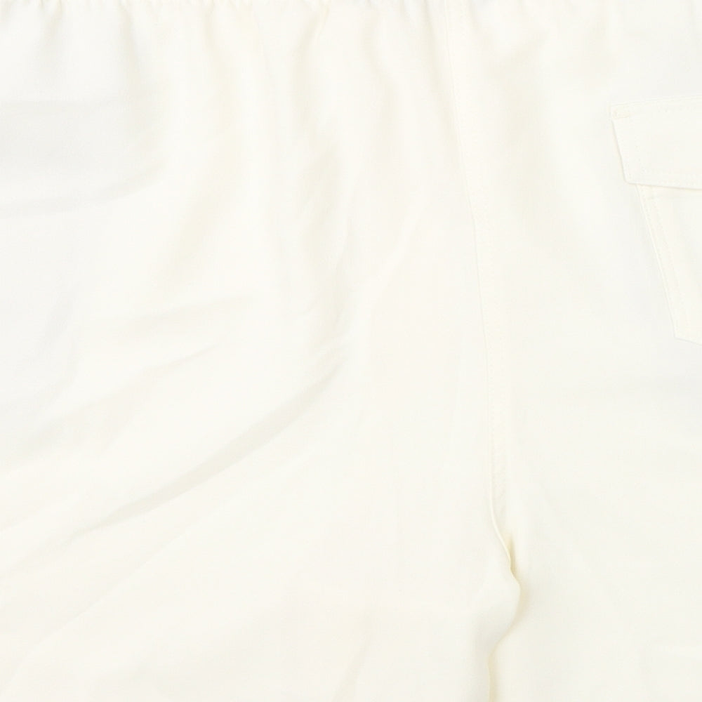 Marks and Spencer Womens Ivory Polyester Basic Shorts Size 20 L6 in Regular Pull On