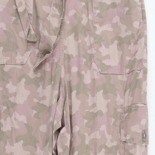 Marks and Spencer Womens Pink Camouflage Lyocell Cargo Trousers Size 18 L28 in Regular Zip - Belted