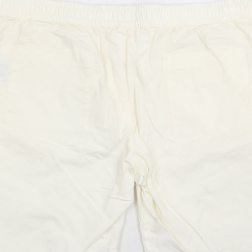 Marks and Spencer Mens White Cotton Chino Shorts Size 2XL L9 in Regular Zip - Elasticated Waist Pockets