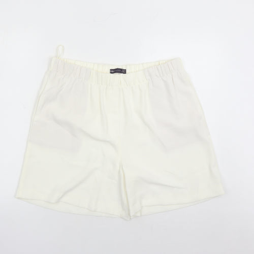 Marks and Spencer Womens Ivory Polyester Bermuda Shorts Size 16 L5 in Regular - Elasticated Waist Pockets