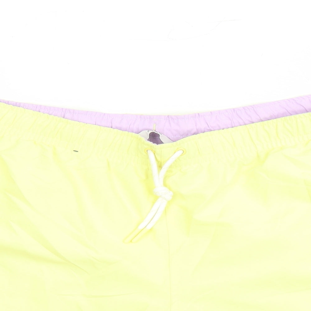 Marks and Spencer Mens Yellow Polyester Sweat Shorts Size 3XL L6 in Regular Drawstring - Elasticated Waist Swim Shorts Pockets