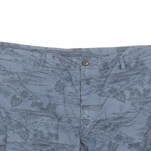 marks and Mens Blue Geometric Cotton Cargo Shorts Size 44 in L10 in Regular Zip - Pockets