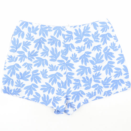 Marks and Spencer Womens Blue Geometric Cotton Basic Shorts Size 20 L3 in Regular Zip - Pockets
