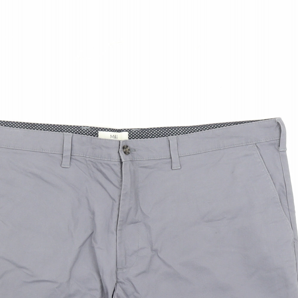 Marks and Spencer Mens Grey Cotton Chino Shorts Size 44 in L8 in Regular Zip - Pockets