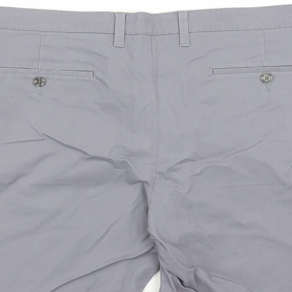 Marks and Spencer Mens Grey Cotton Chino Shorts Size 44 in L8 in Regular Zip - Pockets
