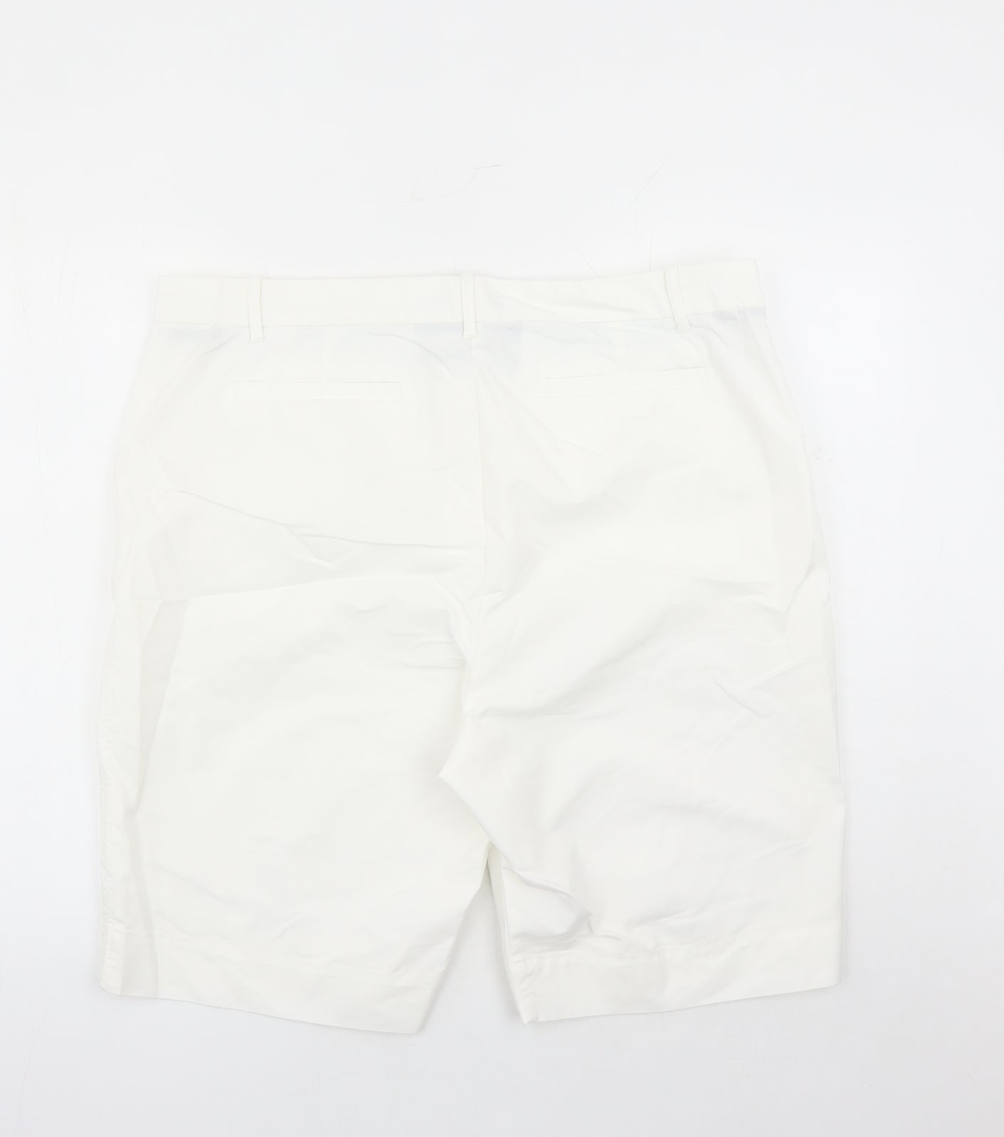 Marks and Spencer Womens White Cotton Chino Shorts Size 20 L10 in Regular Zip - Pockets