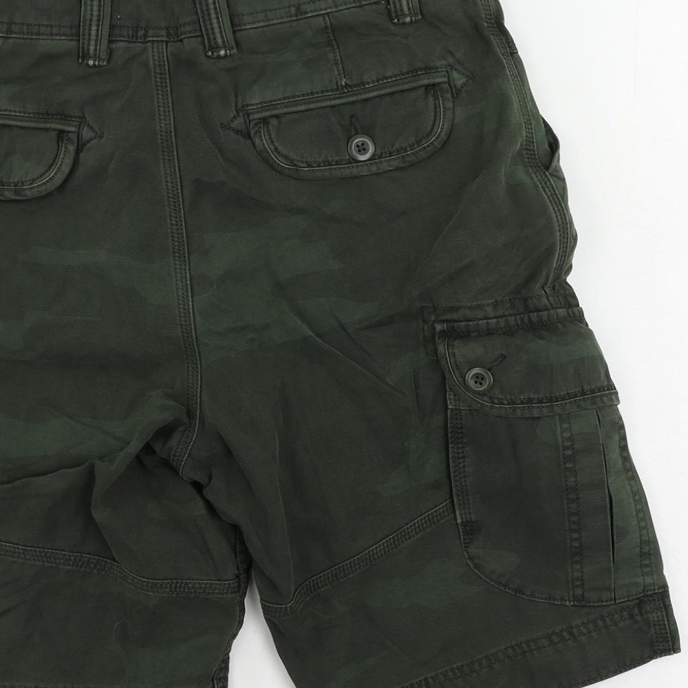 Marks and Spencer Mens Green Camouflage Cotton Cargo Shorts Size 32 in L10 in Regular Zip