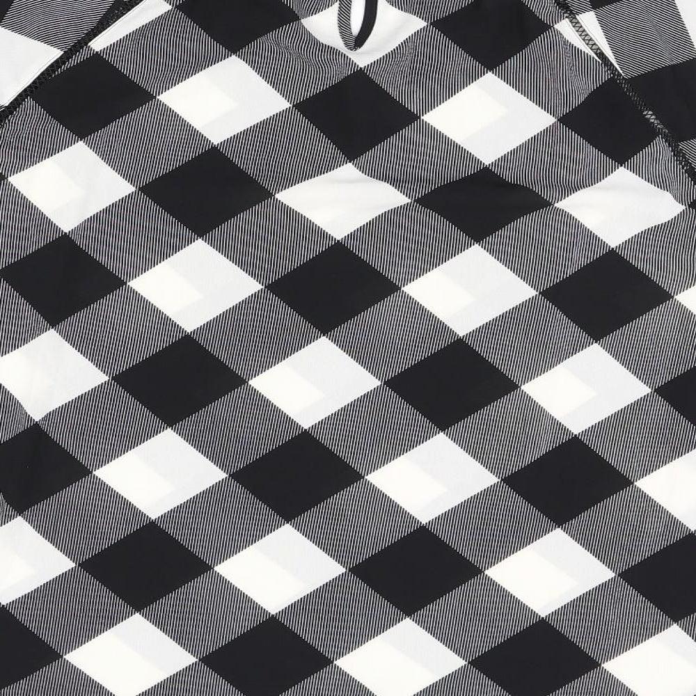 Marks and Spencer Womens Black Geometric Polyester Basic T-Shirt Size 22 Round Neck