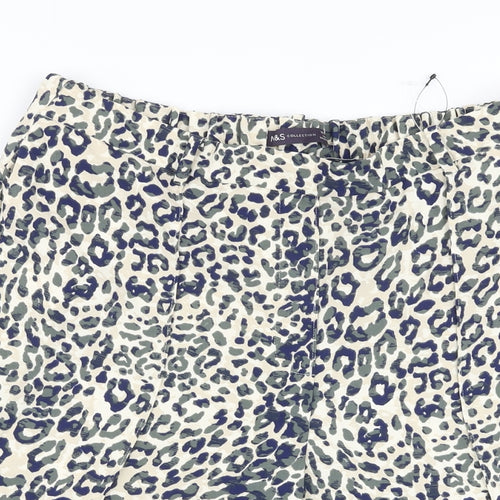 Marks and Spencer Womens Multicoloured Animal Print Polyester Basic Shorts Size 16 L10 in Regular Pull On