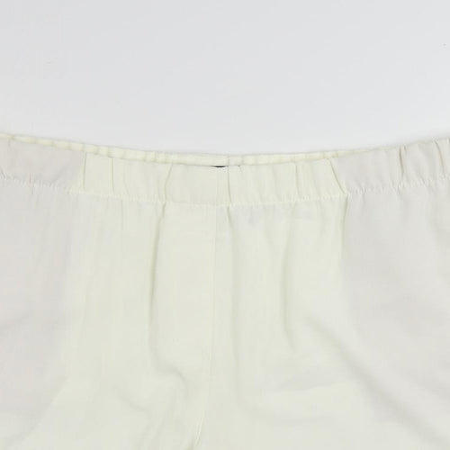 Marks and Spencer Womens Ivory Polyester Basic Shorts Size 20 L6 in Regular - Pockets