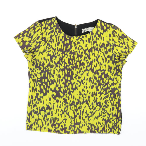 Hearts & Bows Womens Yellow Geometric Polyester Basic T-Shirt Size 8 Round Neck