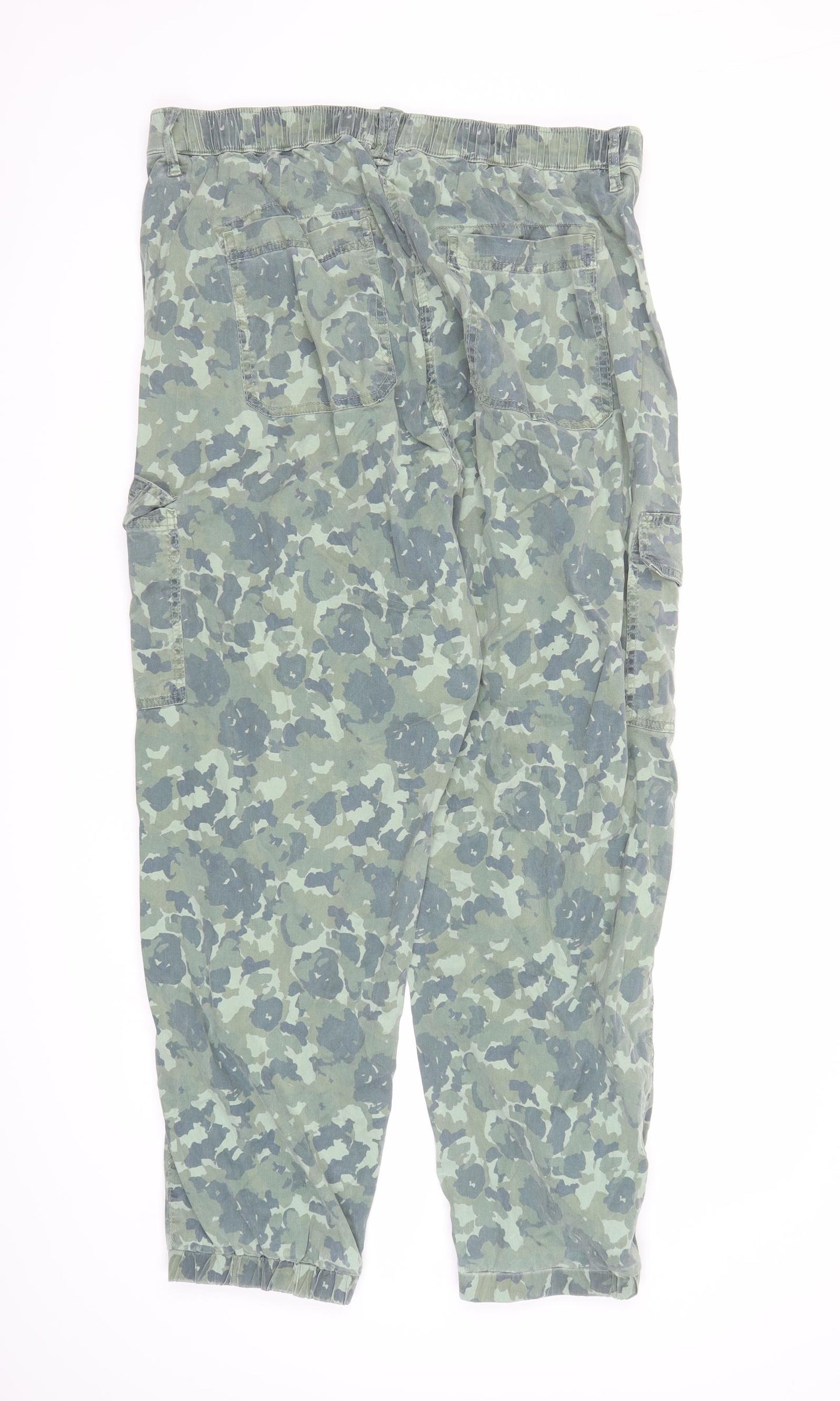 Marks and Spencer Womens Green Camouflage Lyocell Cargo Trousers Size 18 L28 in Regular Zip - Elasticated Waist Pockets