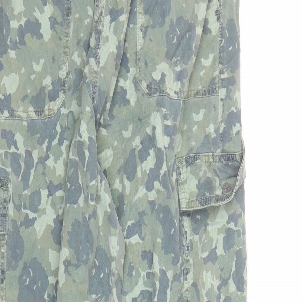 Marks and Spencer Womens Green Camouflage Lyocell Cargo Trousers Size 18 L28 in Regular Zip - Elasticated Waist Pockets