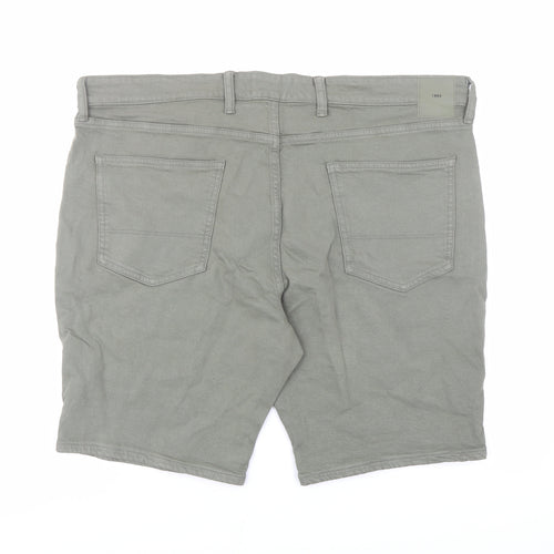 Marks and Spencer Mens Green Cotton Biker Shorts Size 42 in L9 in Regular Zip - Pockets
